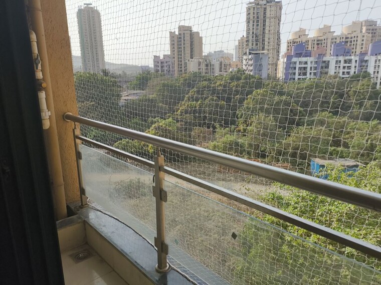 Balcony, haware-dahlia 1 Bedroom 450 Sq.Ft. Apartment In Kasarvadavali Thane 10328292
