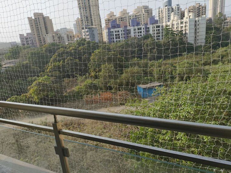 Balcony, haware-dahlia 1 Bedroom 450 Sq.Ft. Apartment In Kasarvadavali Thane 10328292