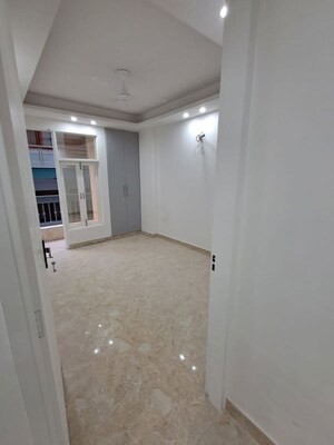 Room in 2 BHK Builder Floor at Saket – for Sale