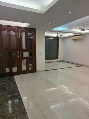 5 BHK Builder Floor For Sale in Sector 12