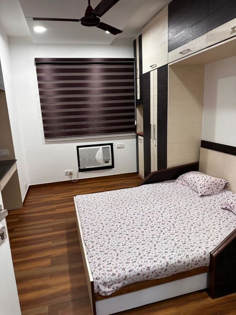 Bedroom, hiranandani-estate-queens-gate 2 Bedroom 700 Sq.Ft. Apartment In Ghodbunder Road Thane 10328302