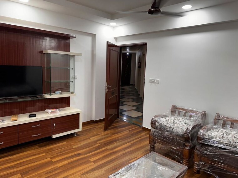 Living Room, hiranandani-estate-queens-gate 2 Bedroom 700 Sq.Ft. Apartment In Ghodbunder Road Thane 10328302