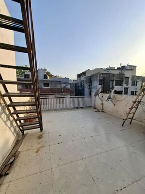 Terrace in 2 BHK Builder Floor at Greater Kailash – for Rent