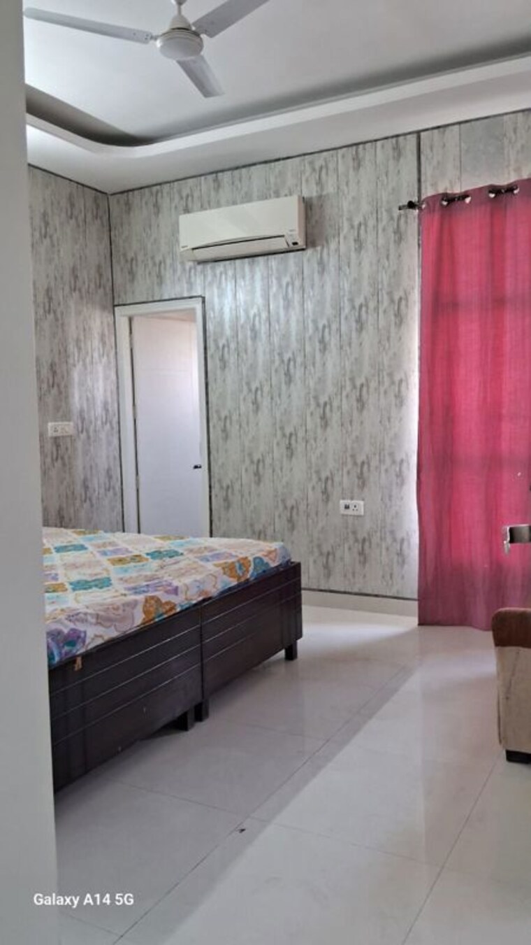 Bedroom, motiaz-royal-citi 2.5 Bedroom 133 Sq.Yd. Builder Floor In Ambala Highway Zirakpur 10328335