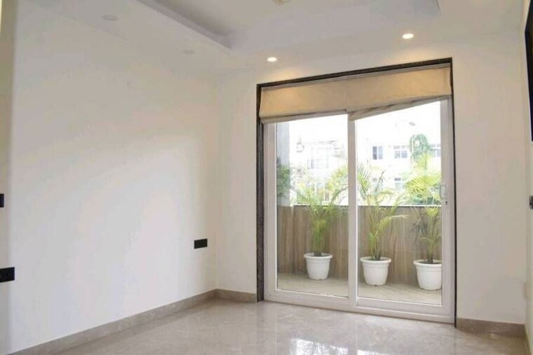 Room, emaar-mgf-emerald-hills 3 Bedroom 1380 Sq.Ft. Apartment In Sector 65 Gurgaon 10328336