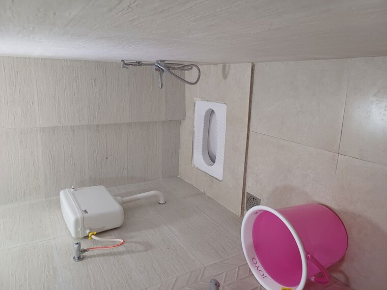 Bathroom, rabale Pg For Girls In Rabale 10328360