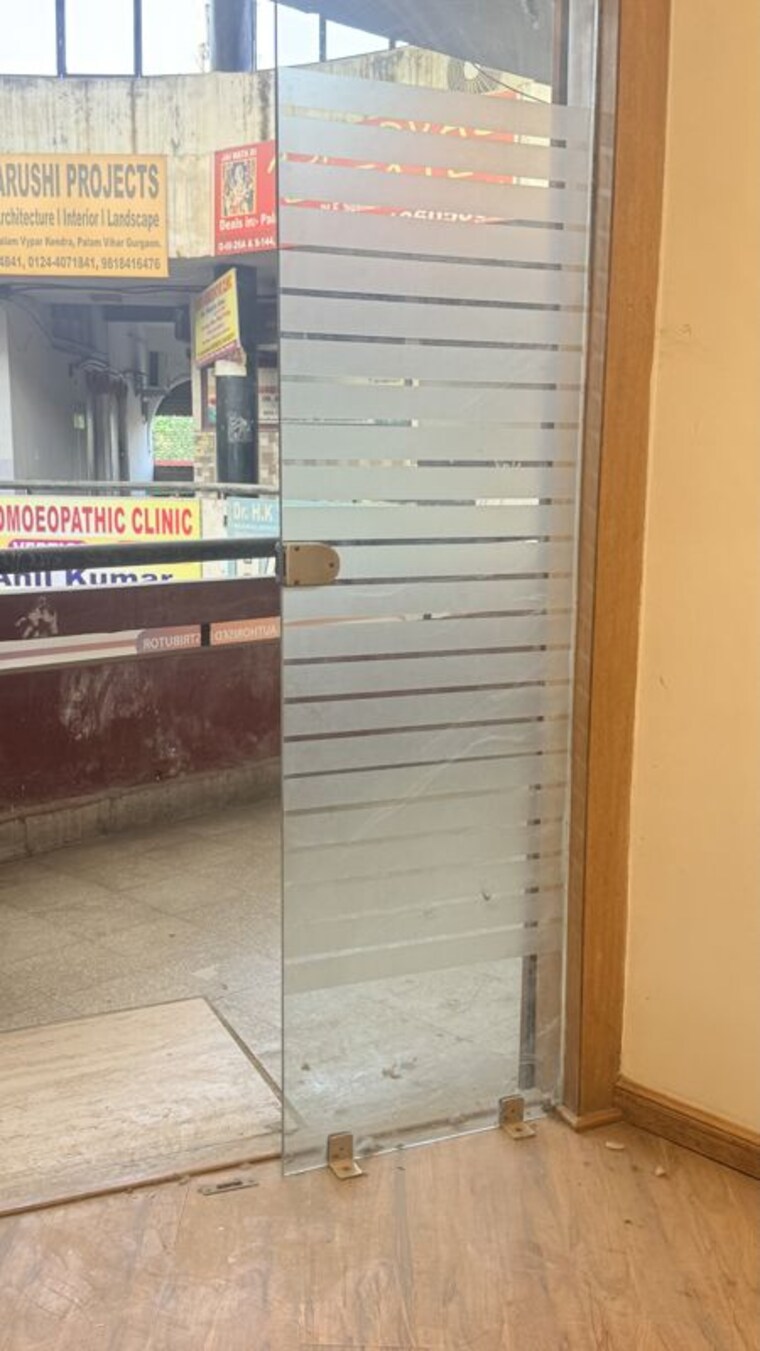 Exterior View, palam-vyapar-kendra Commercial Office Space 450 Sq.Ft. In Sector 2 Gurgaon 10328368