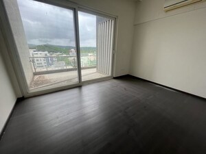 Room in 2 BHK Apartment at Chordia Solitaire Three, Baner Pashan Link Road – for Sale