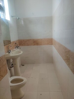 Bathroom in 2 BHK Builder Floor at Palam Vihar Residents Association, Palam Vihar – for Rent