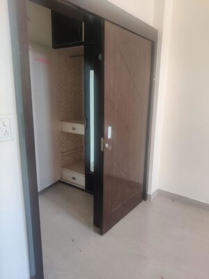 Room in 2 BHK Builder Floor at Palam Vihar Residents Association, Palam Vihar – for Rent