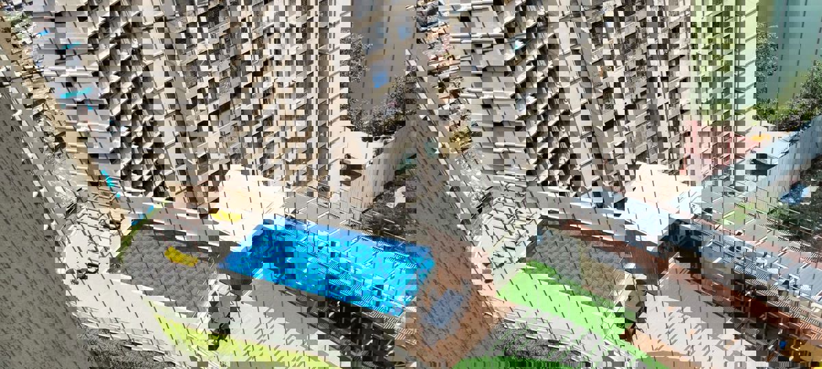 1 BHK 400 Sq.Ft. Apartment in Dosti Oro 67