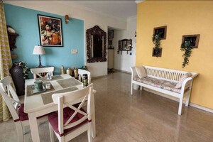 Team Area in 4 BHK Apartment at Hiranandani Brookhill, Ghodbunder Road – for Rent