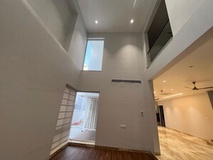 Kitchen in 4 BHK Apartment at Nanakramguda – for Rent