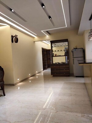 Living Room in 4 BHK Apartment at Shankar Nagar – for Rent