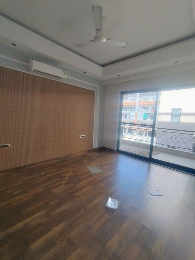 Room, ansal-api-versalia 4 Bedroom 2200 Sq.Ft. Builder Floor In Sector 67a Gurgaon 10328433