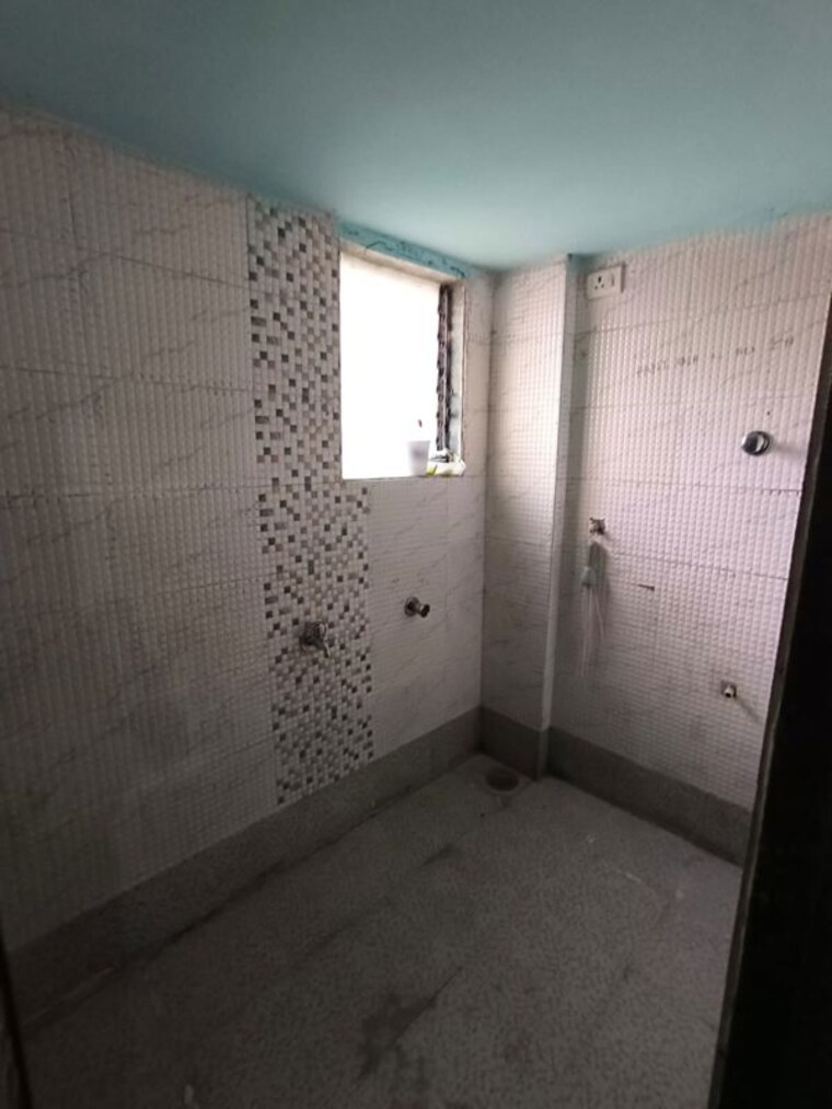 Bathroom, veena-chs-dombivli 2.5 Bedroom 500 Sq.Ft. Apartment In Dombivli West Thane 10328441