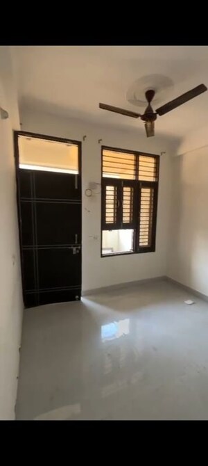 Room in 2 BHK Apartment at Sai Kunj New Palam  vihar, New Palam Vihar Phase 3 – for Rent