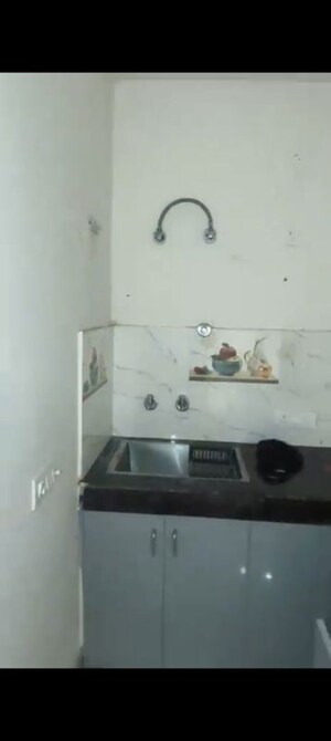 Bathroom in 2 BHK Apartment at Sai Kunj New Palam  vihar, New Palam Vihar Phase 3 – for Rent