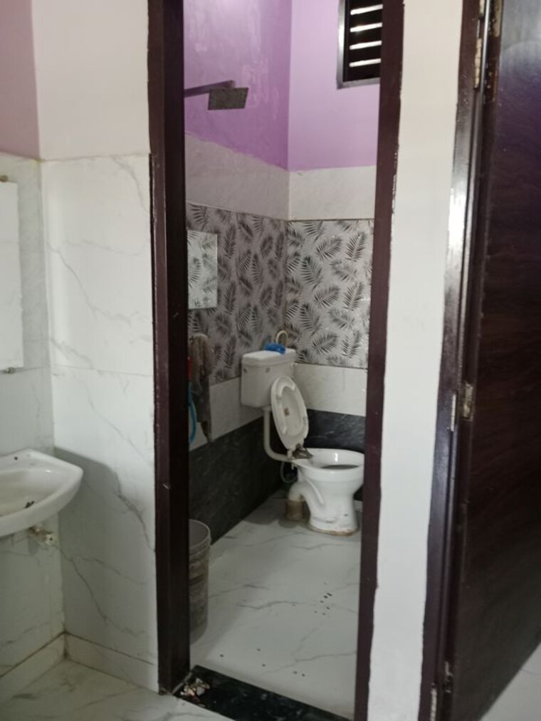 Bathroom, huda 1 Bedroom 450 Sq.Ft. Independent House In Huda Panipat 10328459