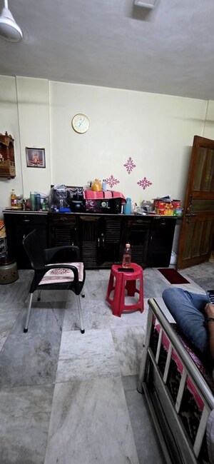 Team Area in 1 BHK Apartment at Jay Amrat Apartment, Malad West – for Sale