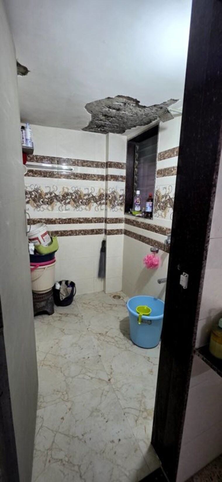 Bathroom, jay-amrat-apartment 1 Bedroom 400 Sq.Ft. Apartment In Malad West Mumbai 10328488