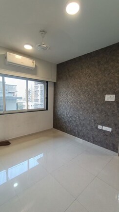 2 BHK Apartment For Rent in Gardenia Apartment Santacruz