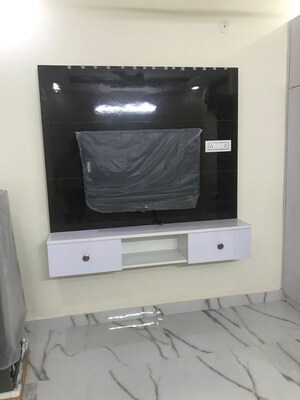 Furnished Amenities in 1 RK Builder Floor at Kohli One Malibu Town Plot, Sector 47 – for Rent