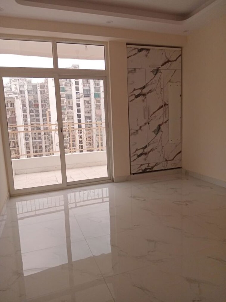 Room, gaur-14th-avenue-high-street 2 Bedroom 980 Sq.Ft. Apartment In Sector 16c Greater Noida Greater Noida 10328499