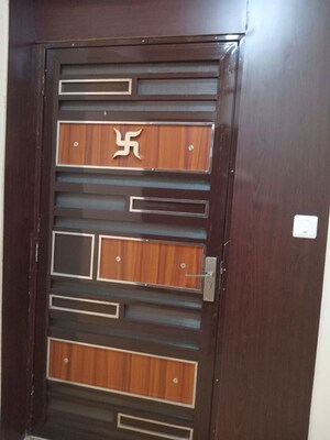 Furnished Amenities in 2 BHK Apartment at Gaur 14th Avenue High Street, Sector 16c Greater Noida – for Rent