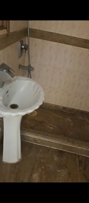 Bathroom in  Apartment at Churchgate Mansion, Churchgate – for Rent