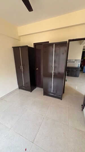 Room in 2 BHK Apartment at Signature The Serenas, Sohna Sector 36 – for Rent