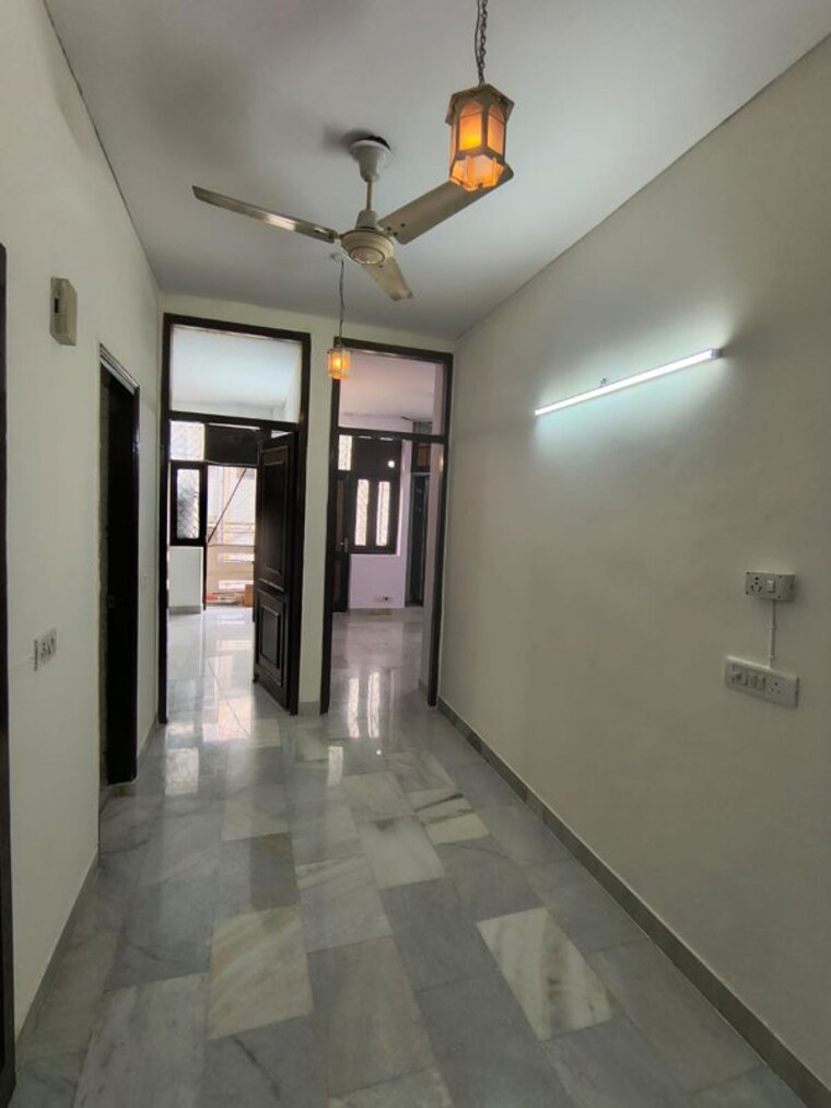 undefined, kalkaji 3 Bedroom 1500 Sq.Ft. Builder Floor In Kalkaji Delhi 10328578