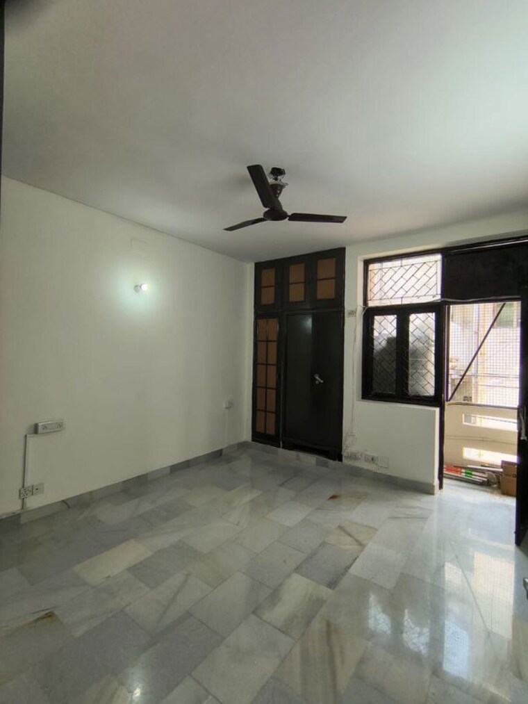 Room, kalkaji 3 Bedroom 1500 Sq.Ft. Builder Floor In Kalkaji Delhi 10328578