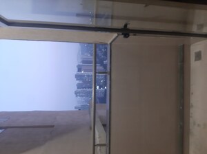 Furnished Amenities in 2 BHK Apartment at Prestige Siesta, Mulund West – for Rent