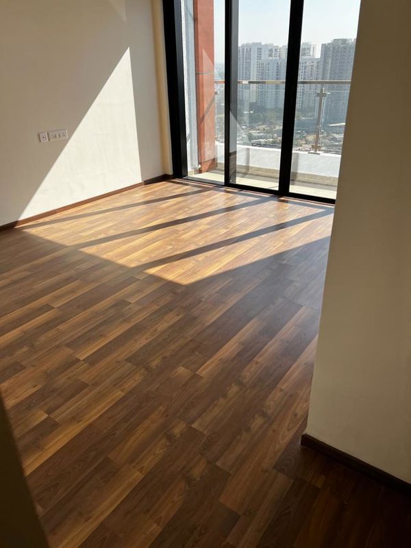 3 BHK + Servant Room 1065 Sq.Ft. Apartment in Duville Riverdale