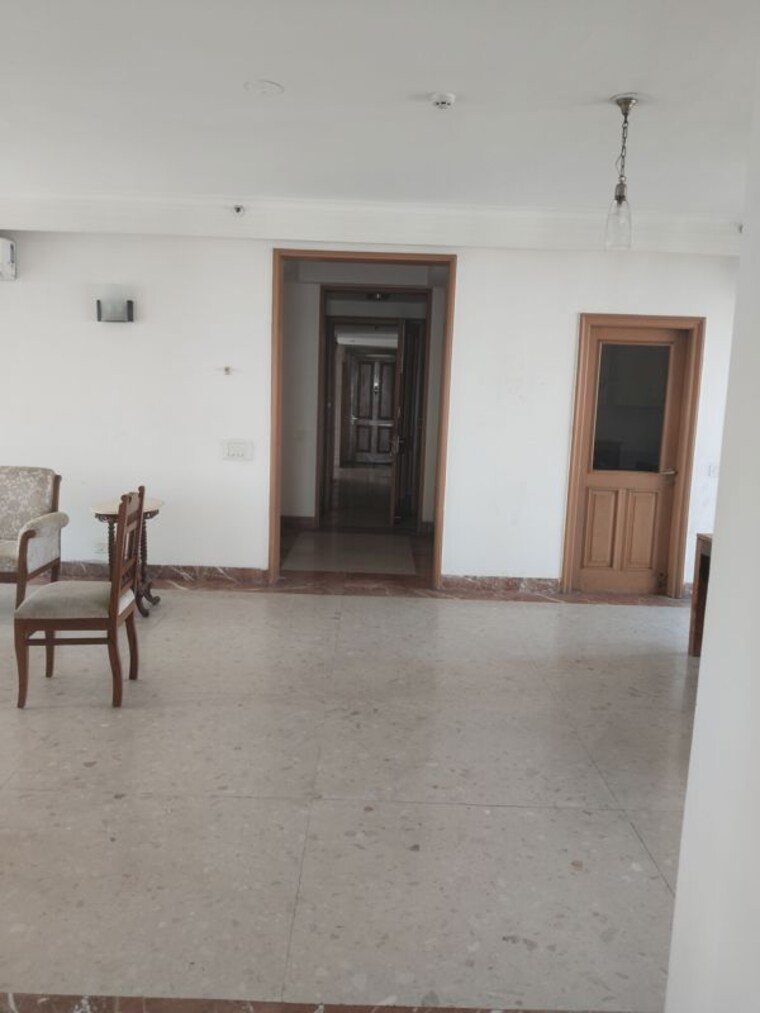 Room, jaypee-green-crescent-court 2 Bedroom 2750 Sq.Ft. Apartment In Jaypee Greens Greater Noida 10328581