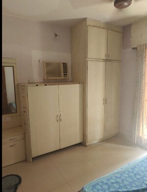 Room in 2 BHK Apartment at Mudit Garden, Kopar Khairane – for Sale