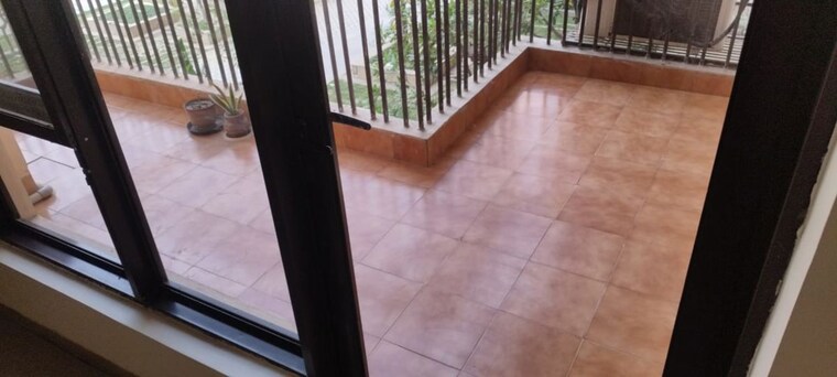 Balcony, logix-blossom-county 3 Bedroom 1654 Sq.Ft. Apartment In Sector 137 Noida 10328582