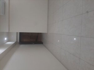 Furnished Amenities in 2 BHK Apartment at Prestige Siesta, Mulund West – for Rent