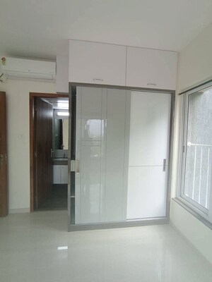 Room in 2 BHK Apartment at Bhandari 7 Plumeria Drive, Tathawade – for Rent