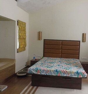 Bedroom in 3.5 BHK Apartment at Kalpana Villa Housing Society, Viman Nagar – for Rent