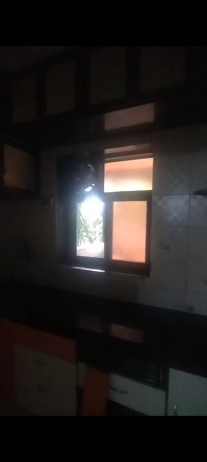 Room in 1.5 BHK Apartment at Arinda CHS, Vashi Sector 10 – for Rent