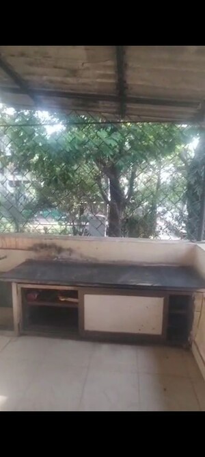 Kitchen in 1.5 BHK Apartment at Arinda CHS, Vashi Sector 10 – for Rent