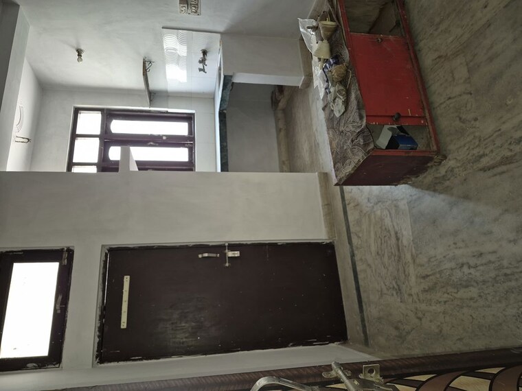 Kitchen, mayur vihar 1.5 Bedroom 400 Sq.Ft. Builder Floor In Mayur Vihar Delhi 10328602