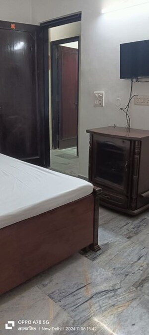 Bedroom in 2 BHK Builder Floor at Chittaranjan Park – for Rent