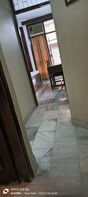  2 BHK Builder Floor at Chittaranjan Park – for Rent