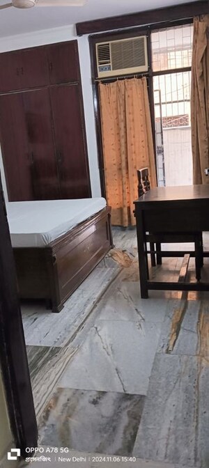 Bedroom in 2 BHK Builder Floor at Chittaranjan Park – for Rent