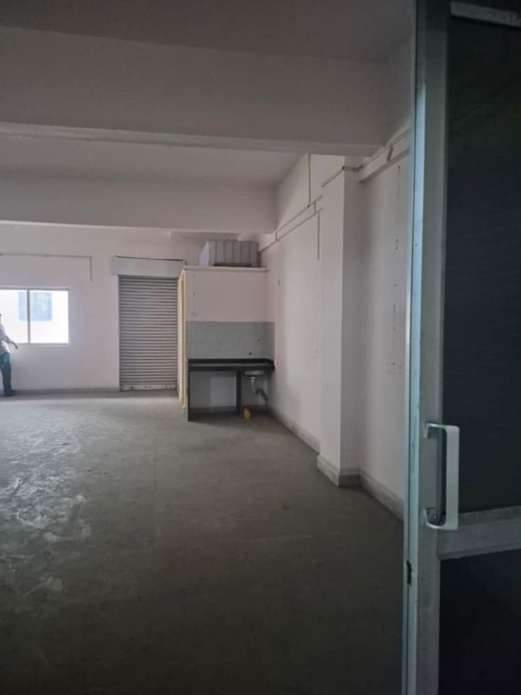Room, vardhaman-industrial-complex Commercial Warehouse 1050 Sq.Ft. In Azad Nagar Thane 10328621
