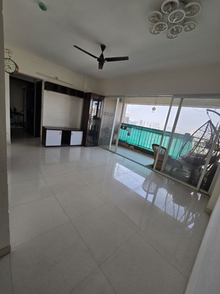  Parking, mantra-insignia 2 Bedroom 800 Sq.Ft. Apartment In Mundhwa Pune 10328623