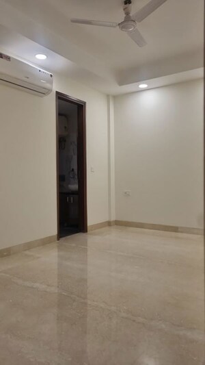 Room in 3 BHK Builder Floor at East Of Kailash – for Rent